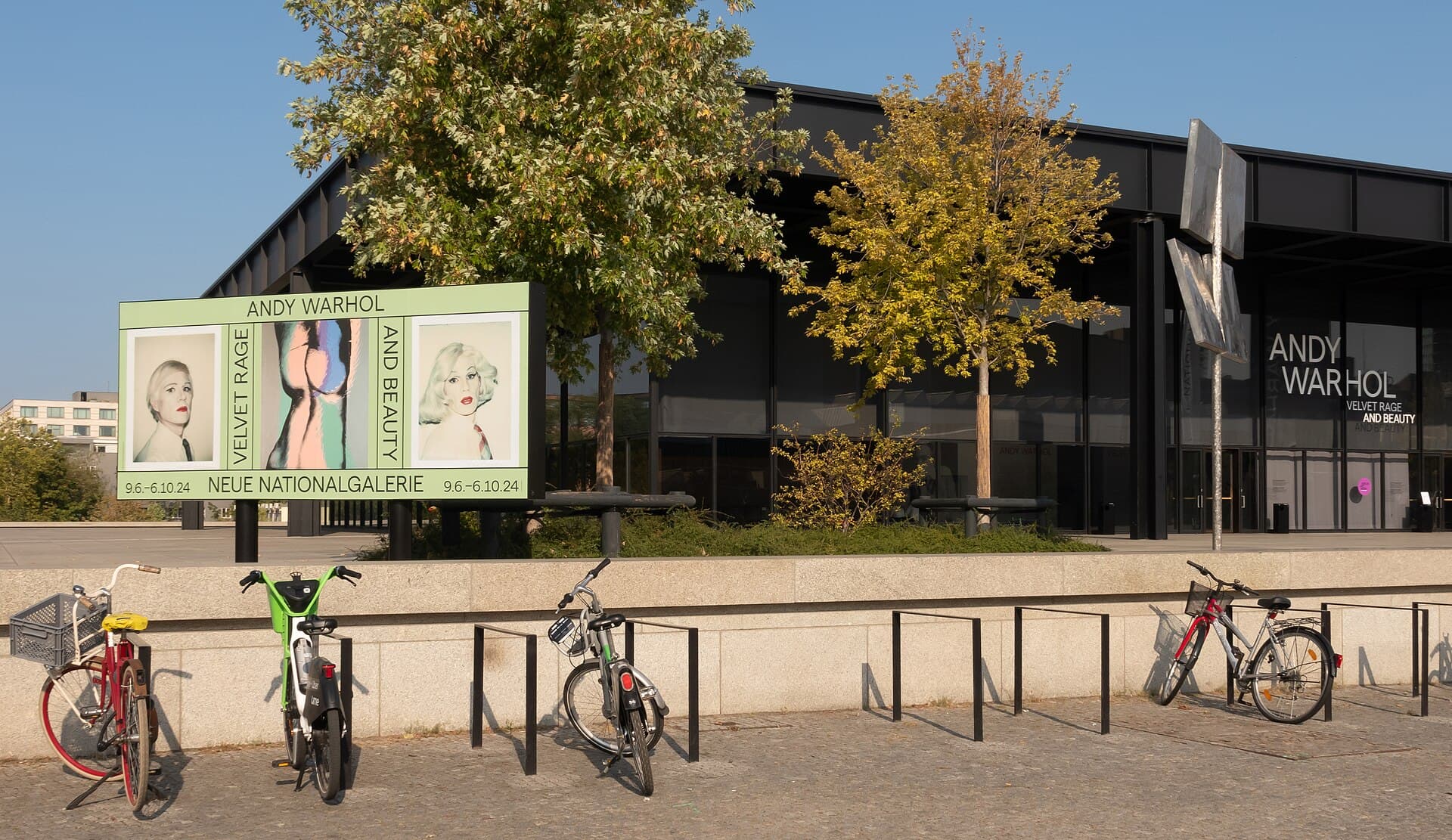 A Gift to the Nation: Gerhard Richter's Rooms in Berlin