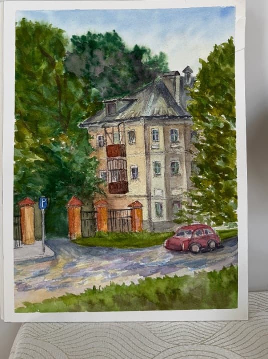 The Yellow House and the Red Car